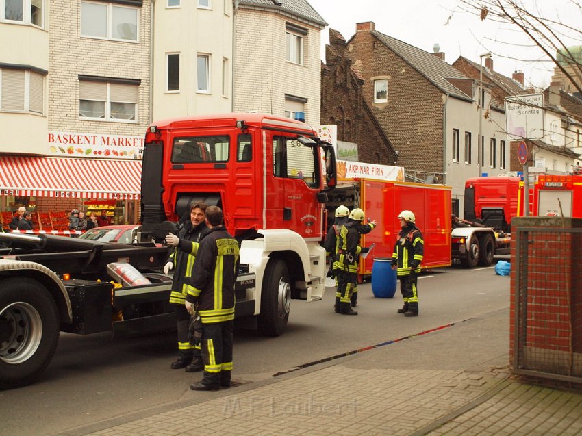 Weisses Pulver im Buero gefunden Koeln Porz Mitte Hauptstr P469.JPG